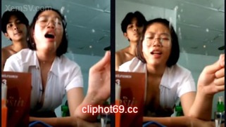 Lộ clip sex hai em học sinh Thái Lan cúp tiết Đụ nhau kiểu doggy
