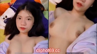 Clip Sex Việt, Em Mới Lớn Nhưng Được Nhiều Anh Bú Bóp Cái Vú